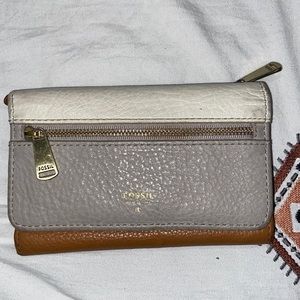 Fossil wallet